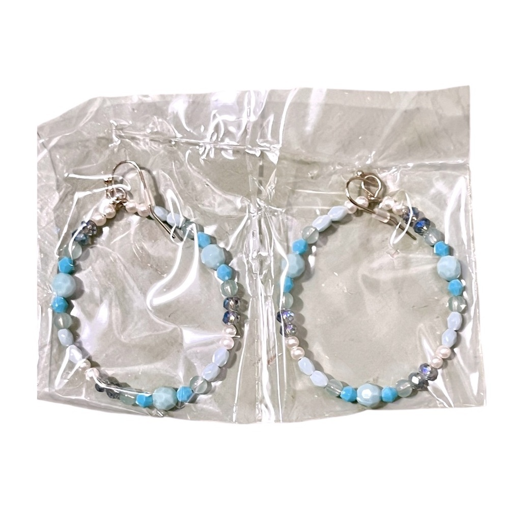 Avon Beaded Hoop Earrings New In Packaging/Box Aqua & White